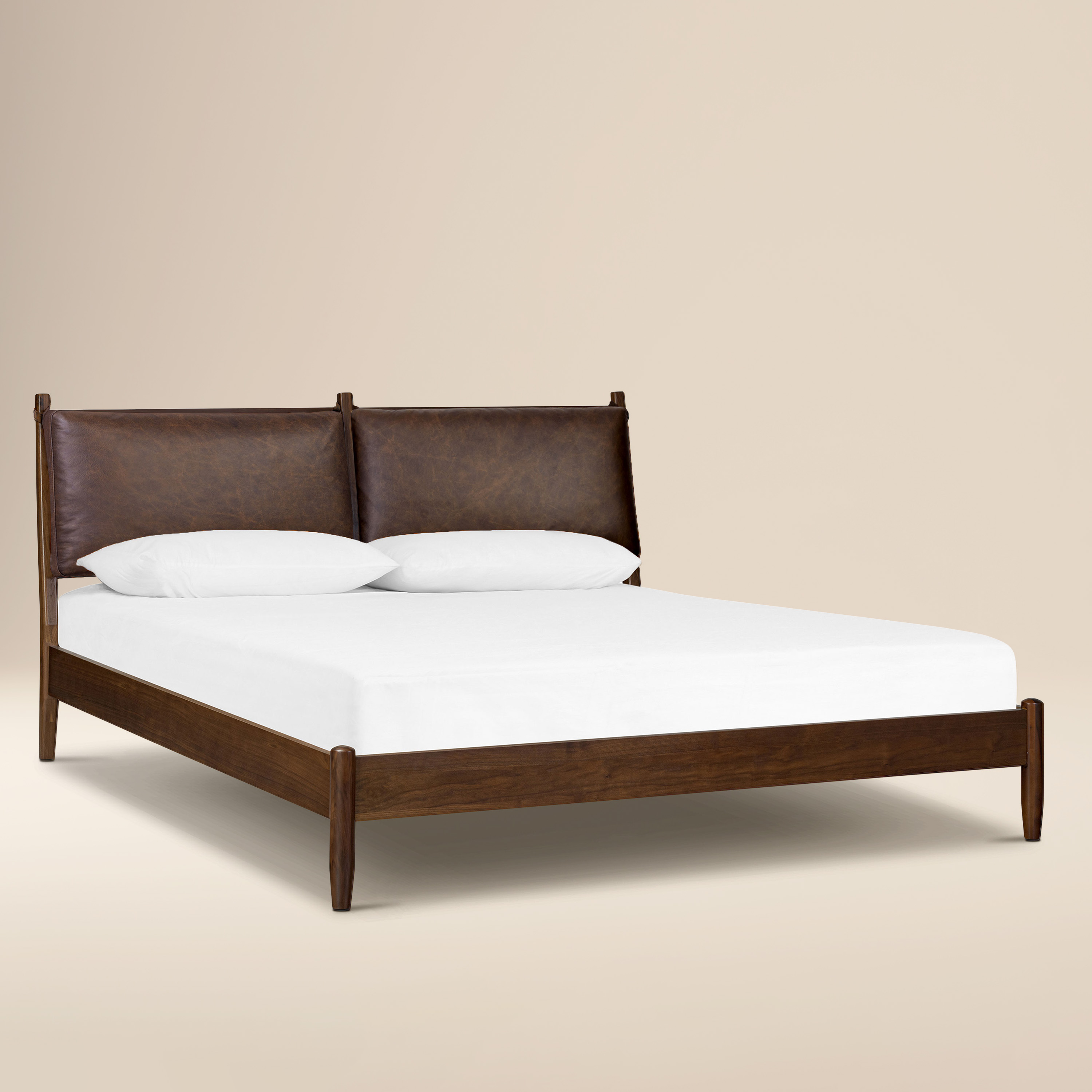 Letto Truro con cuscini in pelle | Marrone Briglia | Queen